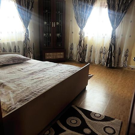 Casa Ghetari Villa Eksteriør bilde